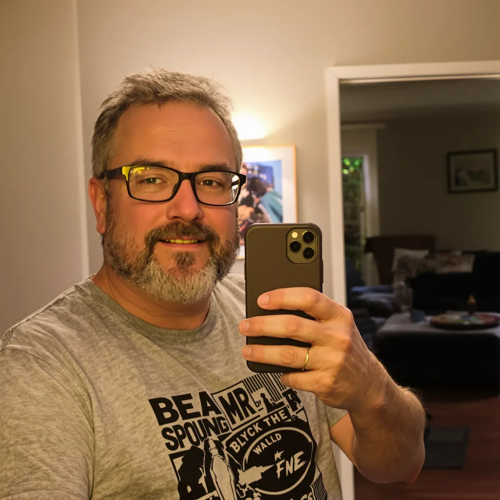 Click to zoom LinkedIn Profile Photo Original Example 1 - Before Nano Banana AI Transformation